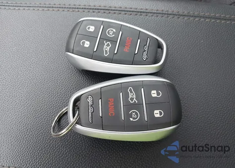 2019 Alfa Romeo Stelvio из США, поврежденный, VIN ZASPAKAN2K7C29802